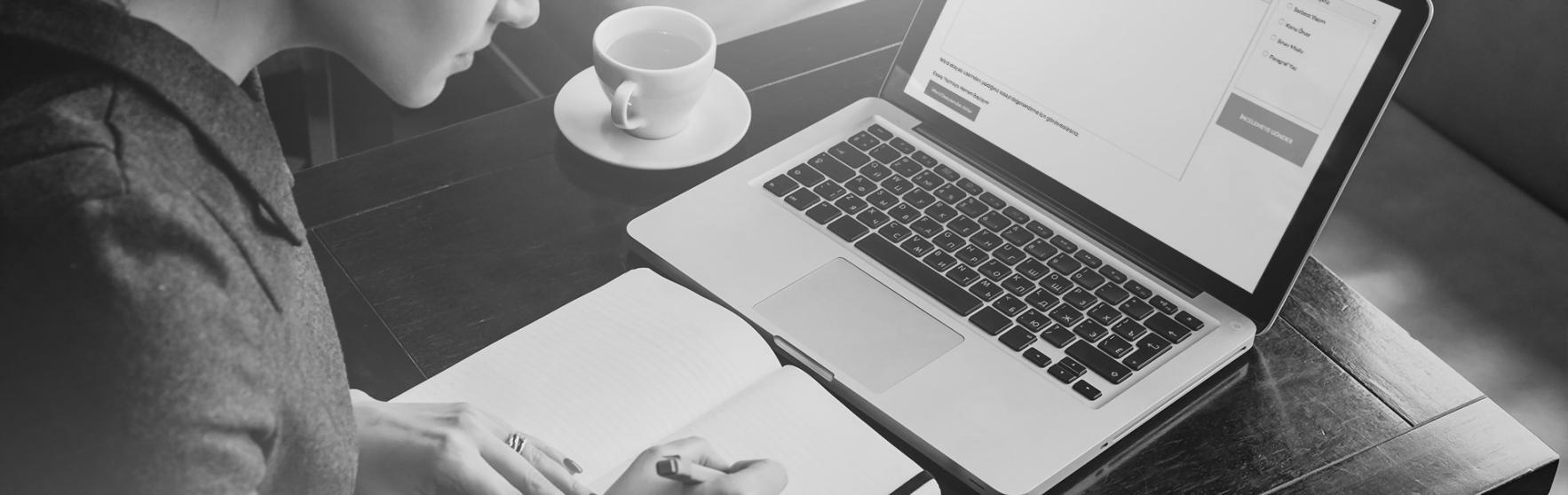 Finanční analýza a prognózování na platformě ppluscourier